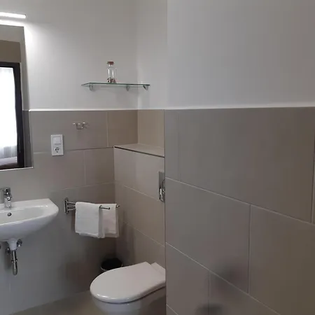 Kvint Vendeghaz Gæstehus 3*